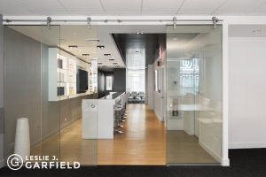 210-east-49th-office-rental